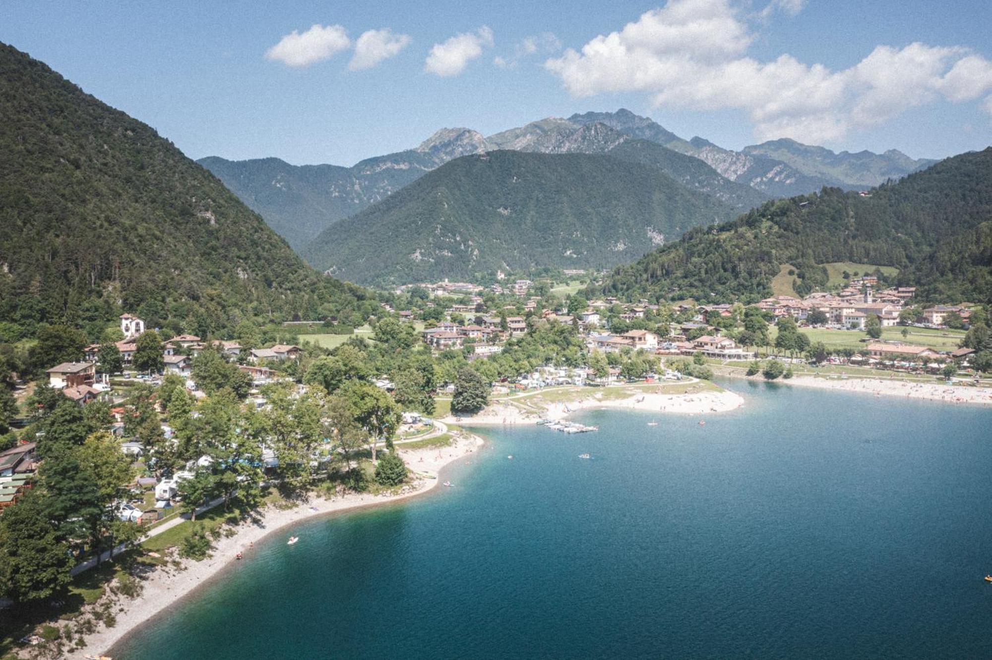 Alpieve Albergo Pieve Pieve Di Ledro Exterior foto