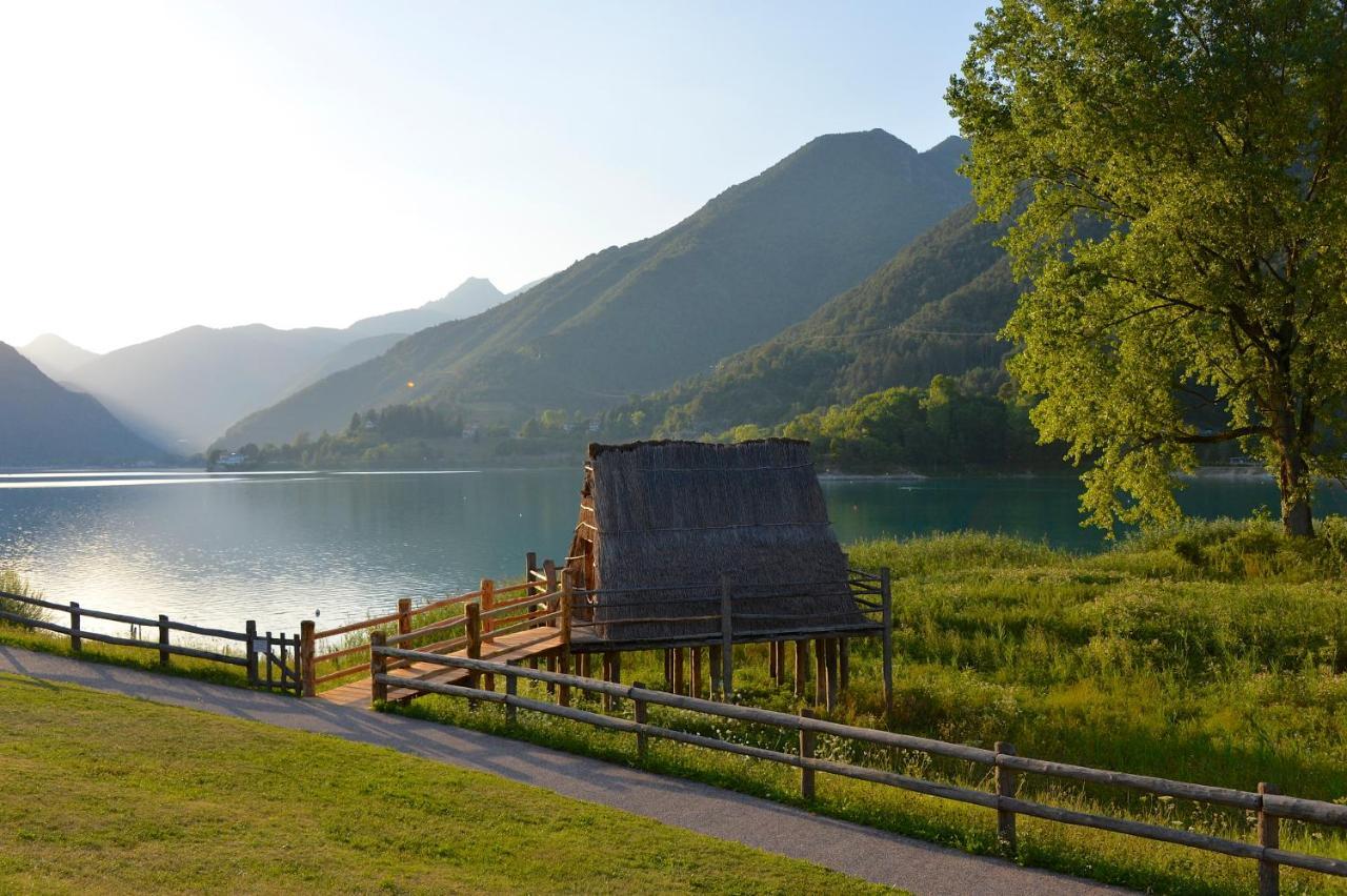 Alpieve Albergo Pieve Pieve Di Ledro Exterior foto