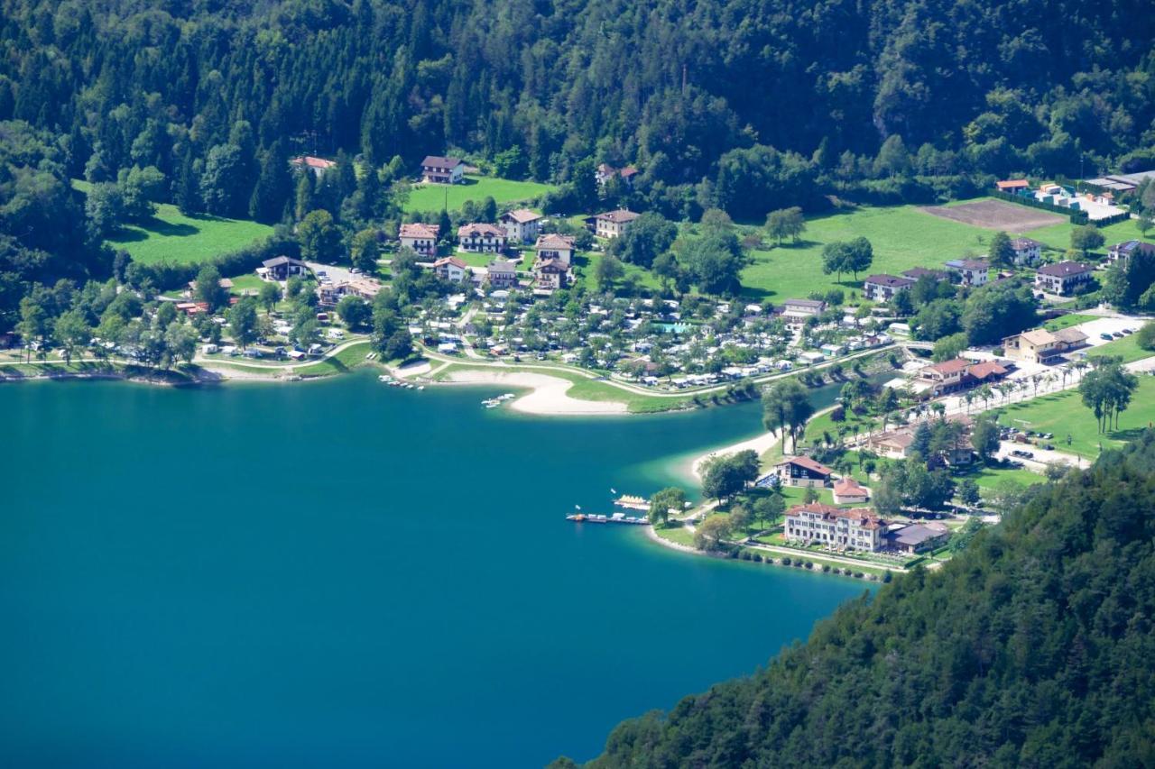 Alpieve Albergo Pieve Pieve Di Ledro Exterior foto